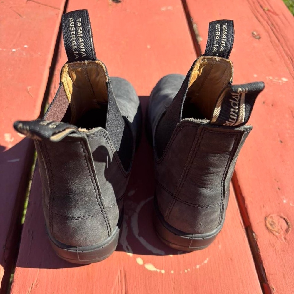 Blundstone Charcoal Suede Chelsea Boots - Picture 4 of 6